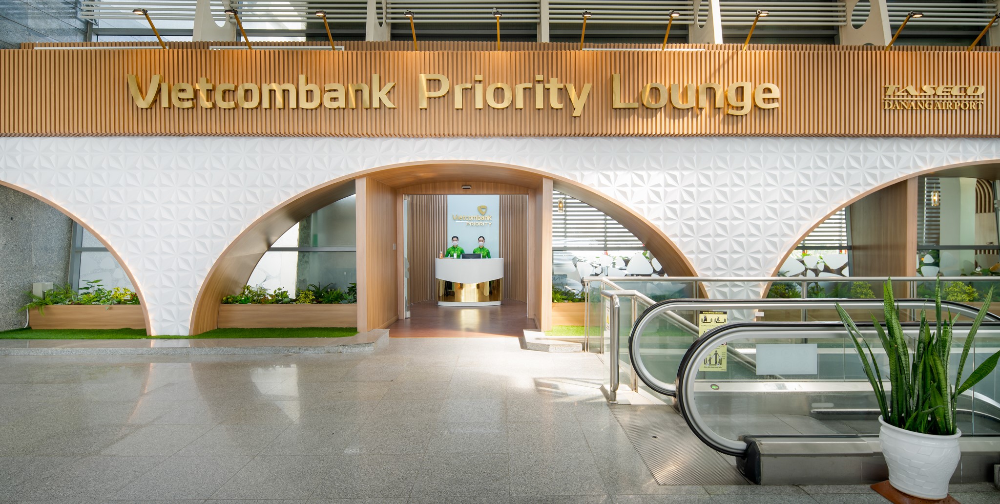  VIETCOMBANK PRIORITY LOUNGE IN DA NANG INTERNATIONAL AIRPORT